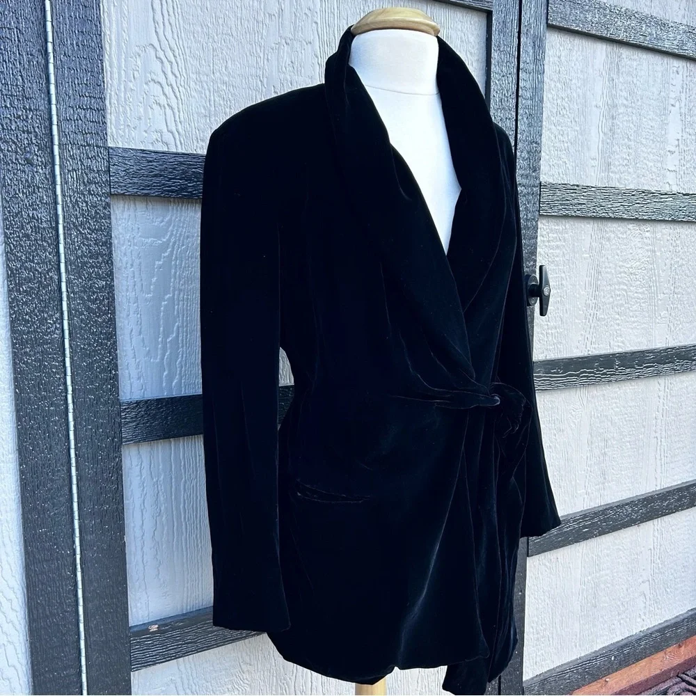Donna Karan New York Essentials Silk Blend Black Velvet Belted Tie Wrap Coat